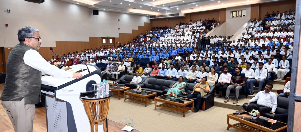 a-message-to-young-minds-by-dr-abhijit-mitra-honble-vice-chancellor-of-university-on-11th-september-2025