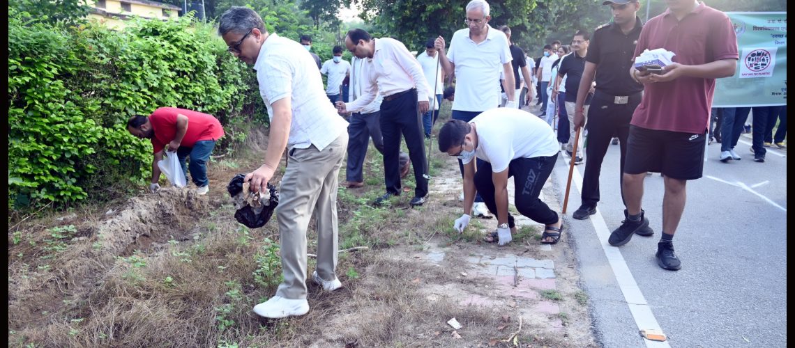 campus-cleanness-drive-under-the-efficient-leadership-and-guidance-of-dr-abhijit-mitra-honble-vice-chancellor-of-university-on-september-20th-2025