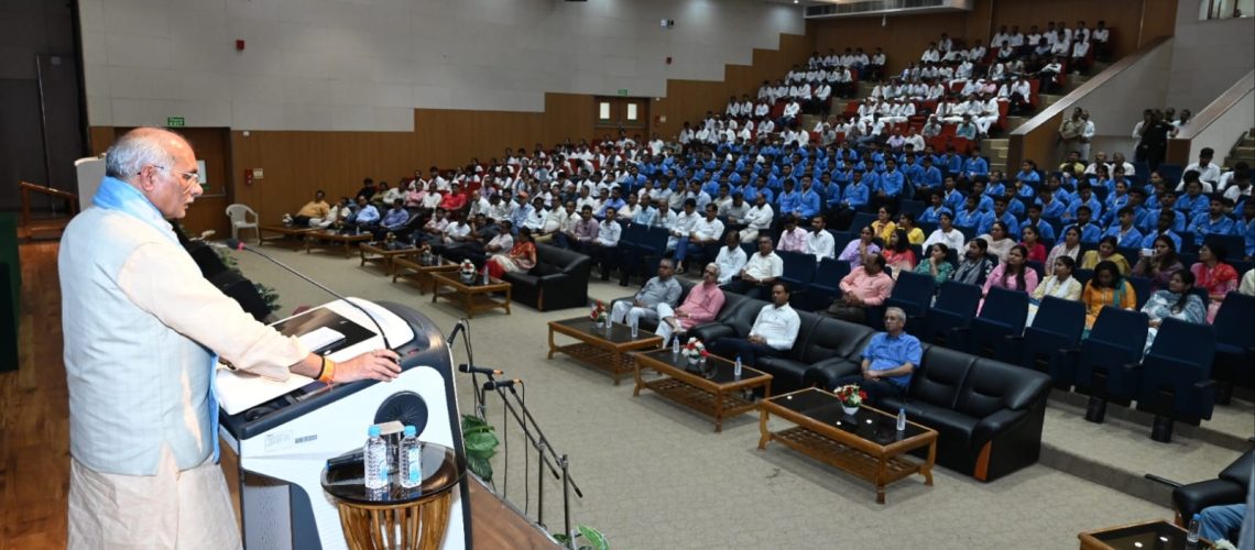 109th-birth-anniversary-of-pandit-deendayal-upadhyaya-ji-was-celebrated-by-the-veterinary-university-mathura